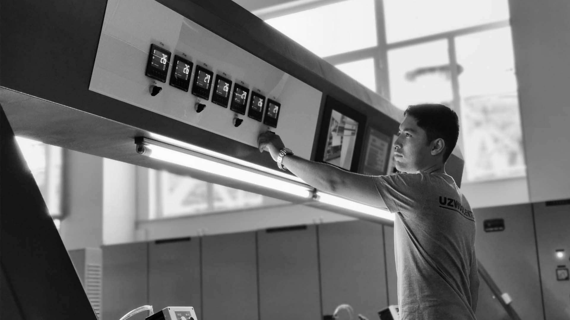 Uzwoolentex - Шерстяные ткани из Узбекистана